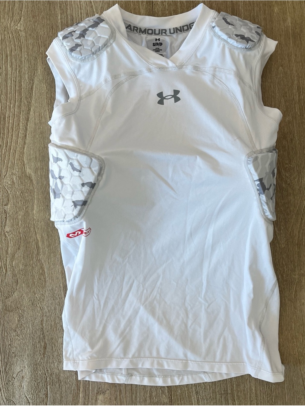 Under Armour Football Game Day Armour Pro 5-Pad Top Men’s Small White Camo